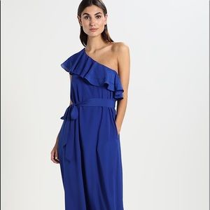 One shoulder blue dress